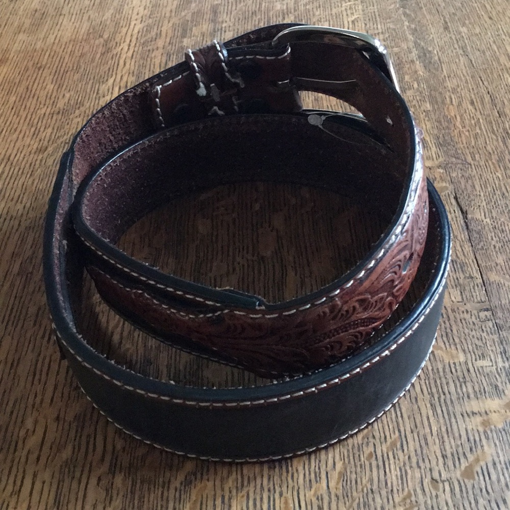 Western Leather Belt (AD) - Picture 2 of 3